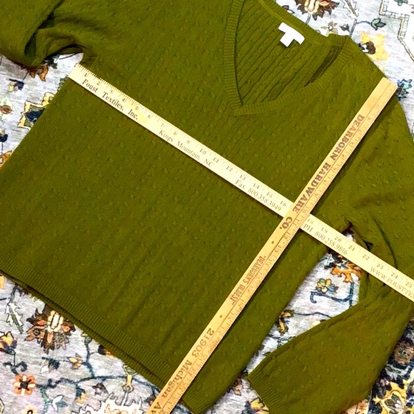 🍋‍🟩 CHARTER CLUB Chartreuse Cable Knit V Neck Pima Cotton Blend Long Sleeve - Picture 4 of 5
